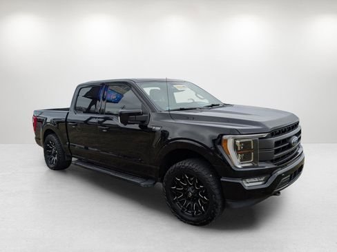 Used 2021 Ford F150 Lariat w/ Equipment Group 502A High image 3