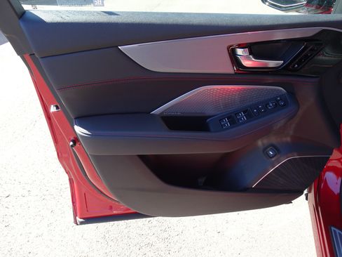 Used 2024 Acura MDX A-Spec image 8