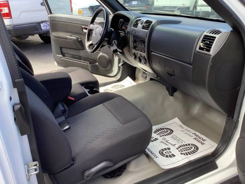 Used 2012 Chevrolet Colorado W/T RWD image 32