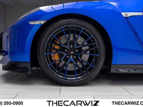 Used 2020 Nissan GT-R Premium AWD/4WD image 12