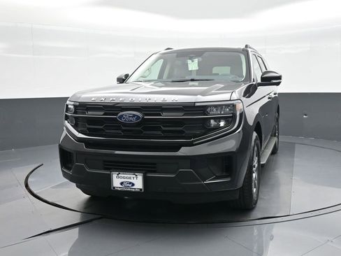 New 2026 Ford Expedition Active image 17
