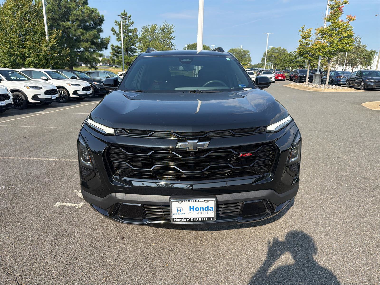 Used 2025 Chevrolet Equinox RS FWD image 2