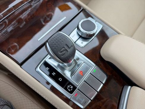 Used 2013 Mercedes-Benz SL 550 image 21