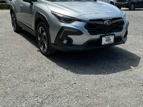 Used 2024 Subaru Crosstrek 2.5i Limited AWD/4WD image 7