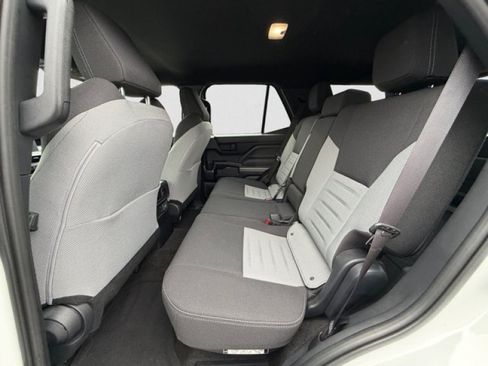 Used 2025 Toyota 4Runner TRD Sport AWD/4WD image 16