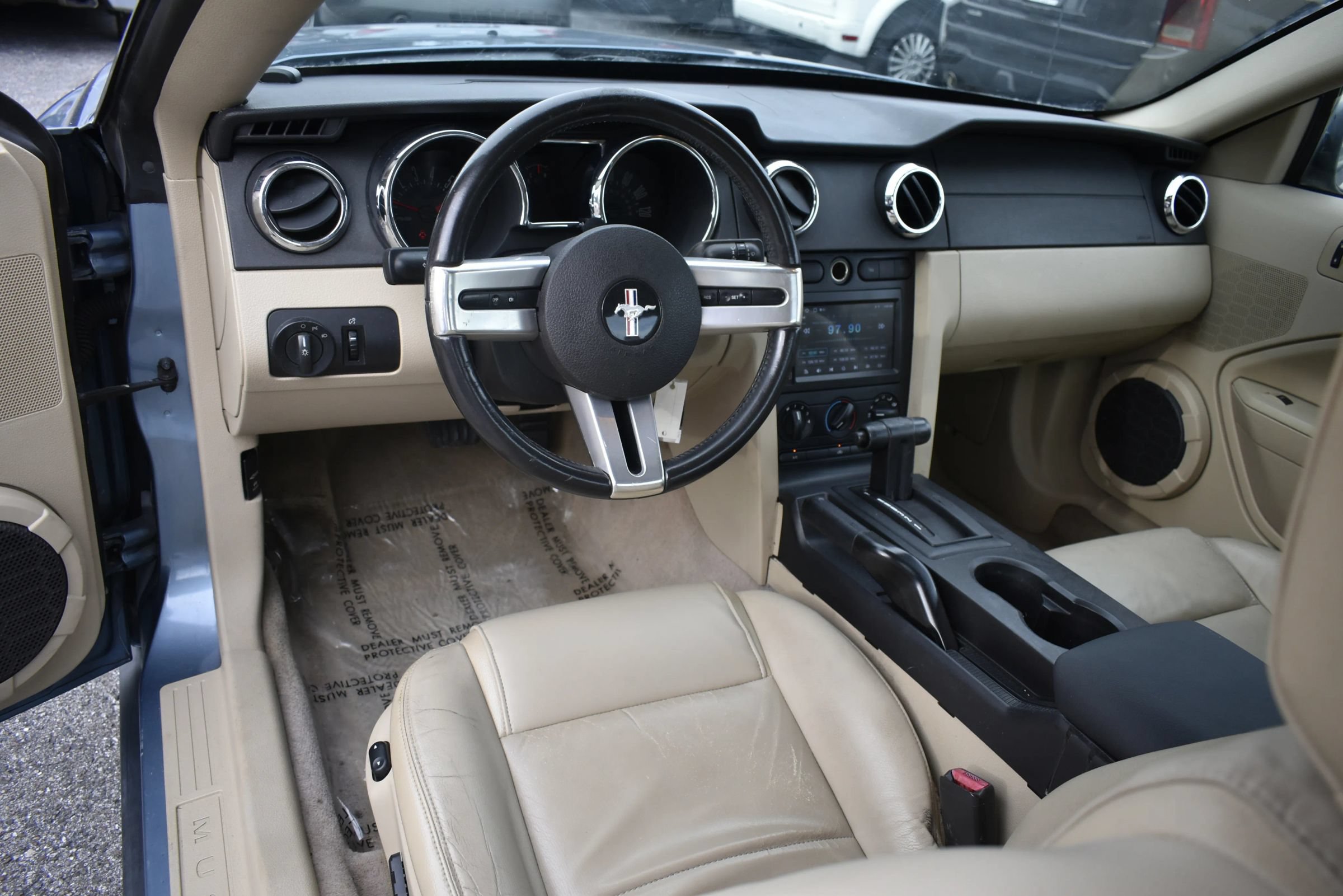 Used 2005 Ford Mustang Coupe RWD image 11