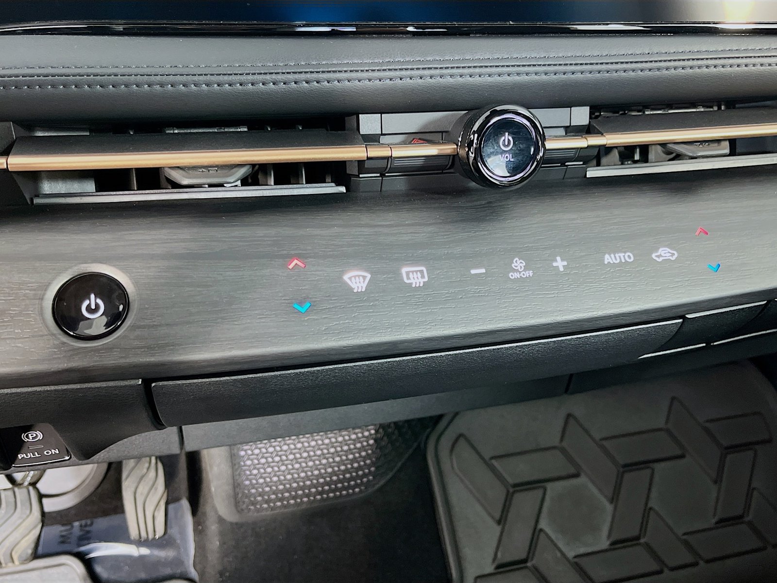 Used 2023 Nissan Ariya FWD image 22