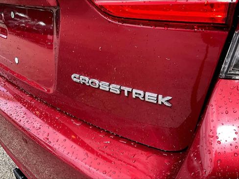 Used 2018 Subaru Crosstrek 2.0i Limited image 10