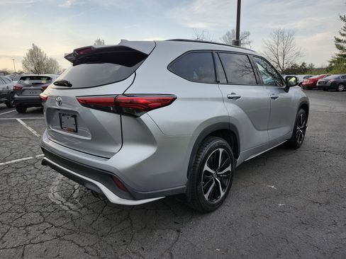 Used 2022 Toyota Highlander XSE image 21