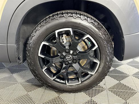 Used 2025 MAZDA CX-50 Meridian Edition w/ Weather Package image 34