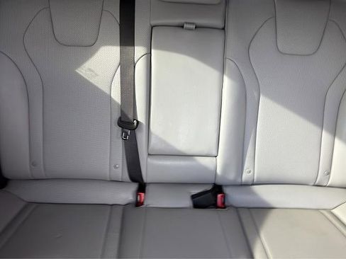 Used 2023 Hyundai Elantra Limited w/ Cargo Package image 38