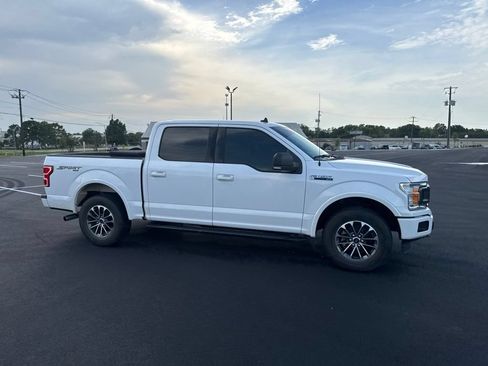 Used 2020 Ford F150 XLT w/ Equipment Group 302A Luxury AWD/4WD image 17