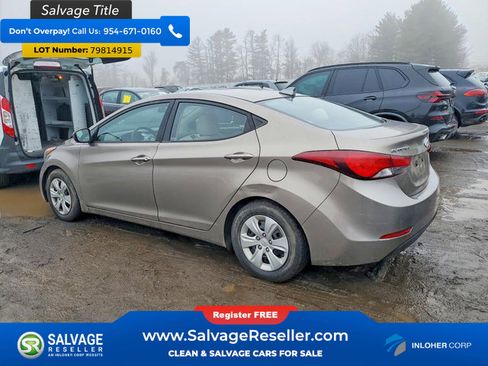 Used 2016 Hyundai Elantra SE image 2