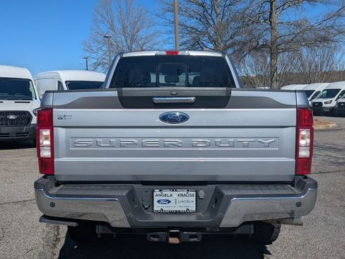 Used 2022 Ford F250 XLT w/ XLT Premium Package image 6