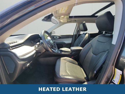 Used 2022 Jeep Compass Limited w/ Sun and Sound Group AWD/4WD image 6