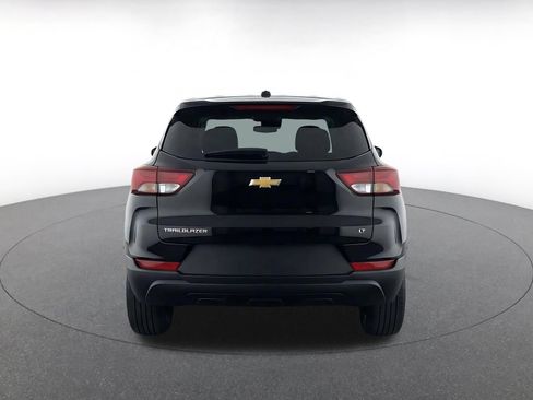 Used 2025 Chevrolet TrailBlazer LT FWD image 8