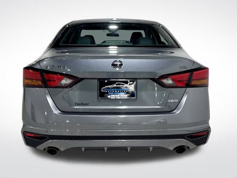 Used 2020 Nissan Altima 2.5 SR w/ Premium Package image 7