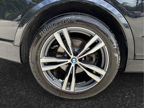 Used 2023 BMW X7 xDrive40i AWD/4WD image 16