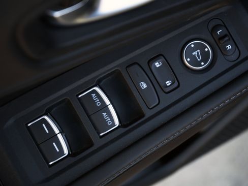 Used 2024 Honda Accord Sport image 38