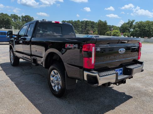 Used 2024 Ford F250 Lariat w/ Chrome Package AWD/4WD image 5