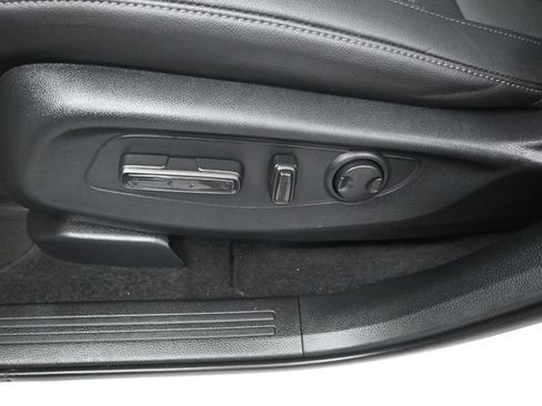 Used 2026 Honda CR-V EX-L image 22