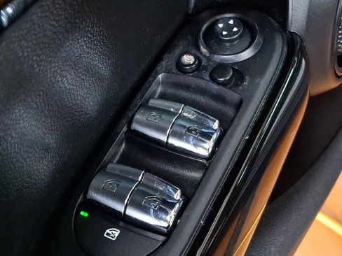 Used 2023 MINI Cooper S image 23