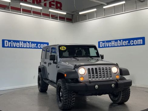 Used 2016 Jeep Wrangler Unlimited Sport w/ Quick Order Package 24S AWD/4WD image 4