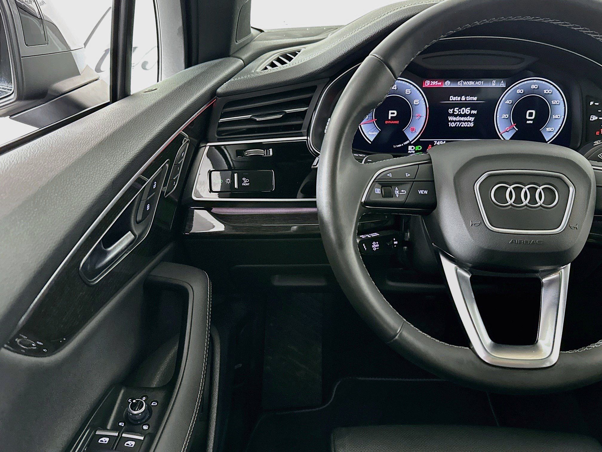 Used 2025 Audi Q7 3.0T Prestige AWD/4WD image 10