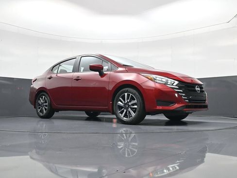 New 2025 Nissan Versa SV w/ Trunk Package FWD image 3