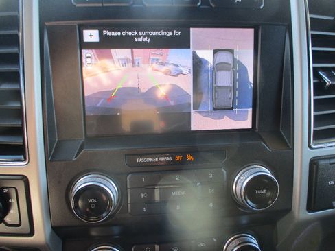 Used 2019 Ford F150 Lariat w/ Equipment Group 502A Luxury image 7