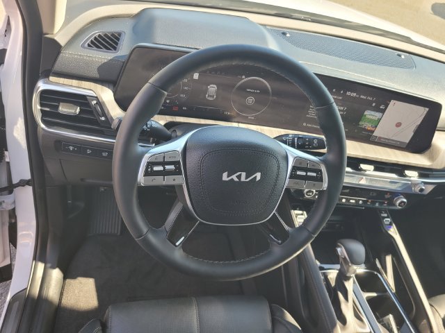 Used 2024 Kia Telluride SX w/ Towing Package AWD/4WD image 30