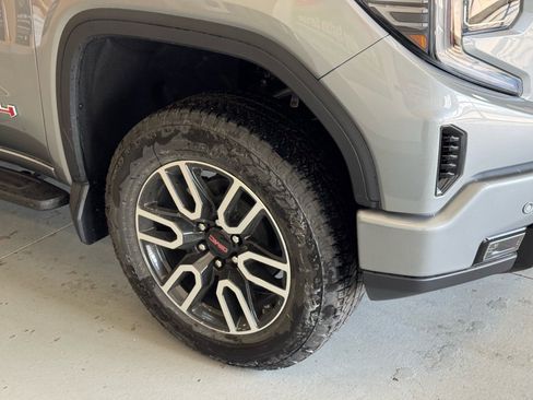 New 2026 GMC Sierra 1500 AT4 w/ AT4 Premium Package AWD/4WD image 4
