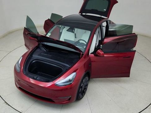 Used 2025 Tesla Model Y Performance image 83