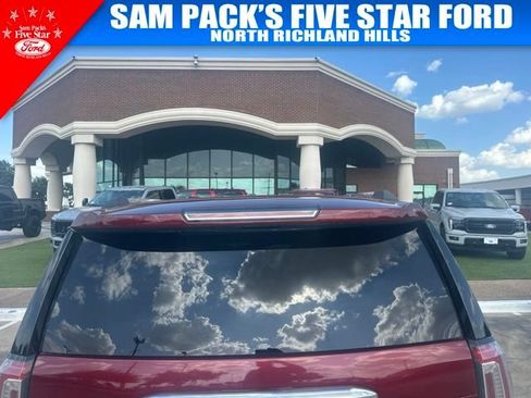 Used 2018 GMC Yukon Denali w/ Denali Ultimate Package AWD/4WD image 6