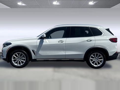 Certified 2023 BMW X5 xDrive40i w/ Premium Package AWD/4WD image 2