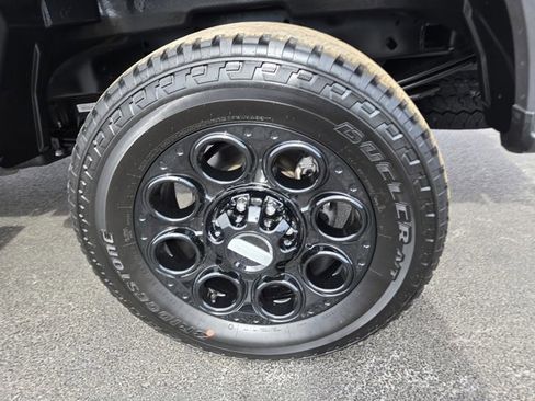 Certified 2024 Ford F250 Lariat w/ Black Appearance Package image 46