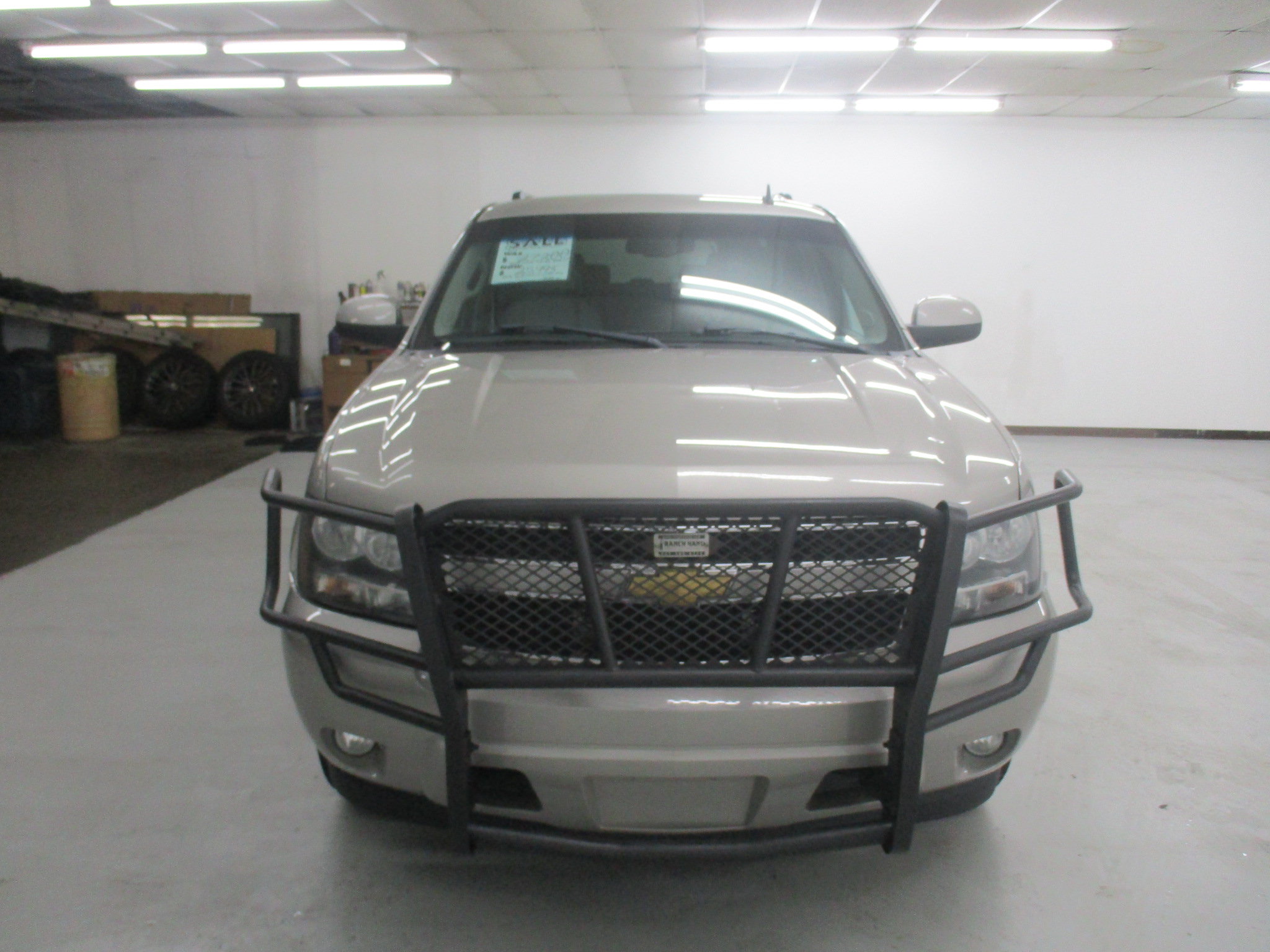 Used 2007 Chevrolet Suburban 2500 LT w/ LT Preferred Equipment Group AWD/4WD image 2