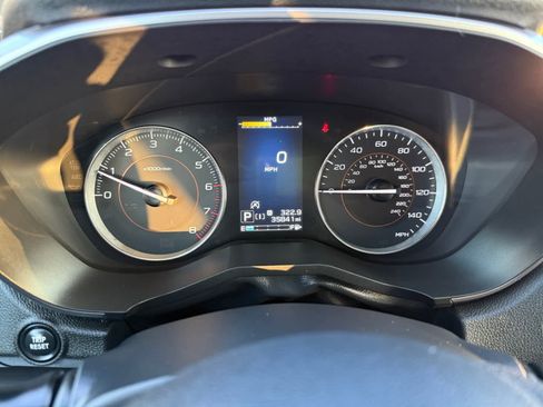 Certified 2022 Subaru Crosstrek 2.5i Limited w/ Moonroof Package 2 image 19