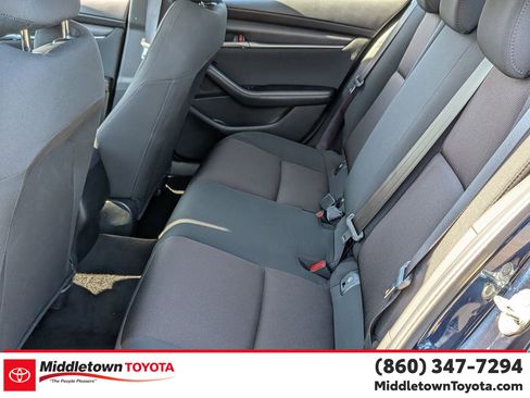 Used 2024 MAZDA MAZDA3 s FWD image 31