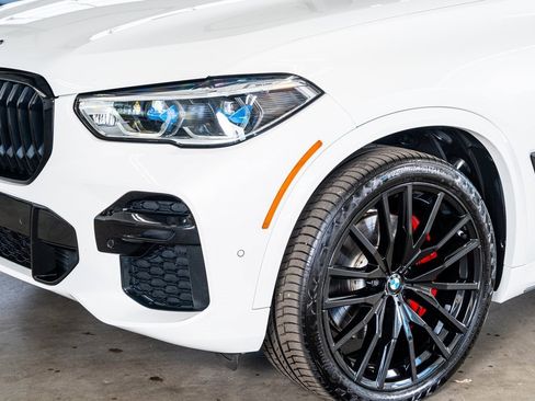 Used 2023 BMW X5 sDrive40i w/ Executive Package image 12