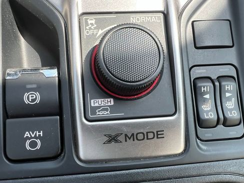 Used 2024 Subaru Forester Premium AWD/4WD image 41