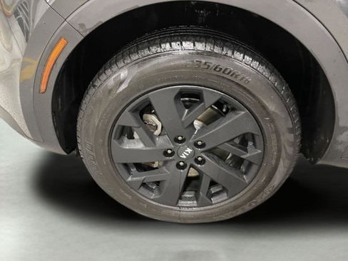 Used 2021 Kia Sorento S w/ Panoramic Sunroof Package image 10