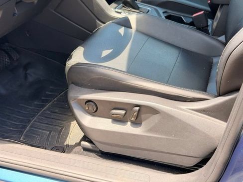 Used 2020 Volkswagen Tiguan SEL FWD image 23