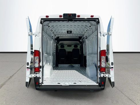New 2026 RAM ProMaster 3500 w/ Convenience Group FWD image 22