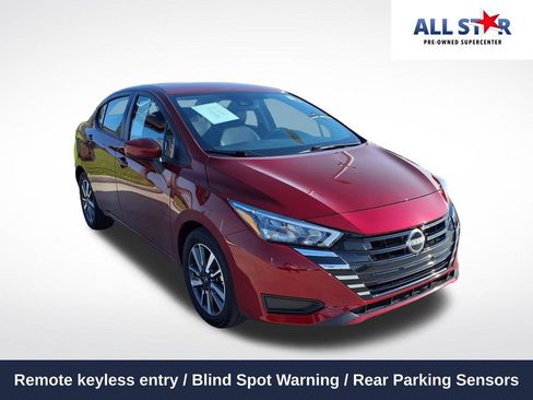 Used 2025 Nissan Versa SV FWD image 1