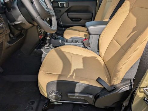 New 2026 Jeep Gladiator Sport image 11