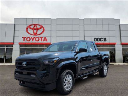 New 2025 Toyota Tacoma SR5