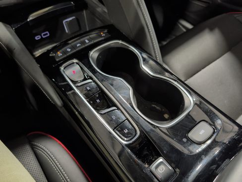 Used 2023 Buick Envision Essence w/ Sport Touring Package image 11