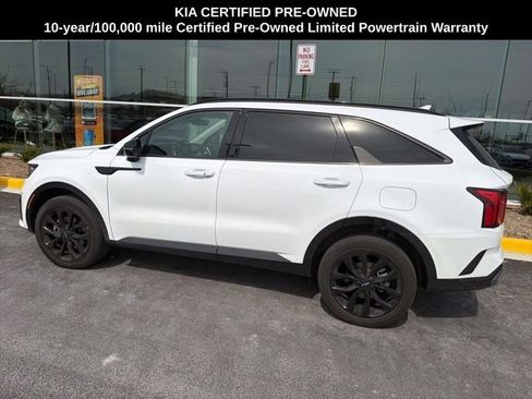 Certified 2023 Kia Sorento SX image 11