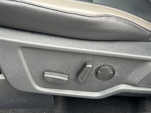 New 2025 Ford Bronco Outer Banks image 18